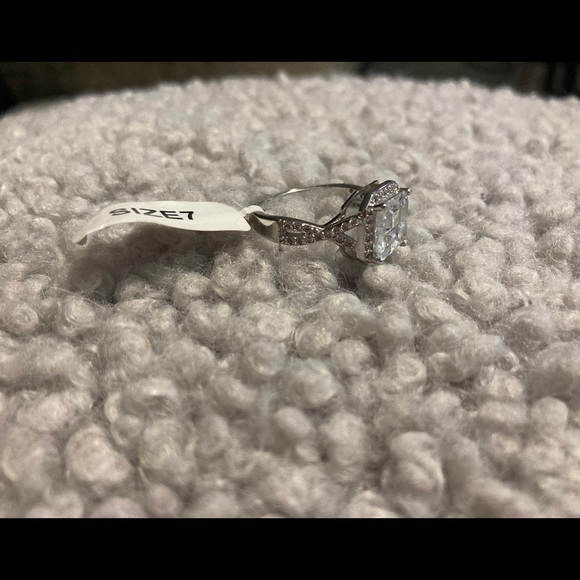 925 ring! - Picture 3 of 3